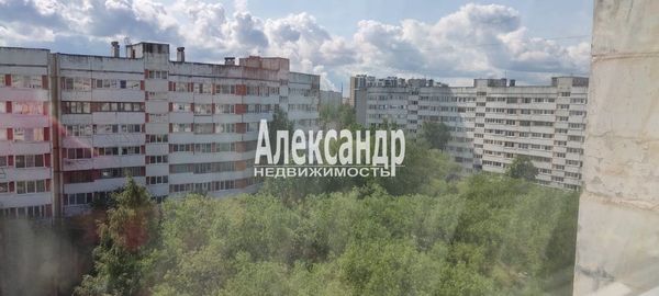 Продам двухкомнатную (2-комн.) квартиру, Сосновый Бор ул, 4, Восход пгт