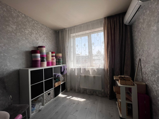 Продам однокомнатную (1-комн.) квартиру, им. Адмирала Серебрякова ул, 3к1, Краснодар г