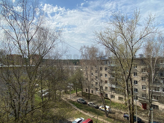 Продам двухкомнатную (2-комн.) квартиру, Красный Октябрь ул, 8, Дедовск г