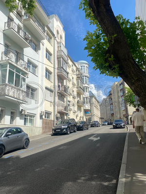 Продам многокомнатную квартиру, Пушкарёв пер, 6, Москва г