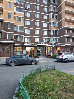 Продам двухкомнатную (2-комн.) квартиру, Косинское (Новое Павлино мкр.) ш, 7, Балашиха г