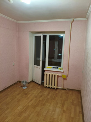 Продам комнату в 2-комн. квартире, Российская ул, 94, Краснодар г