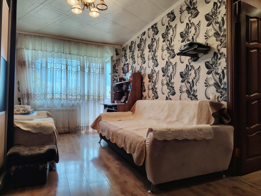 Продам двухкомнатную (2-комн.) квартиру, Февральская ул, 46, Апрелевка г
