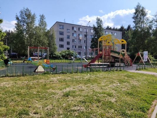 Продам двухкомнатную (2-комн.) квартиру, Февральская ул, 46, Апрелевка г
