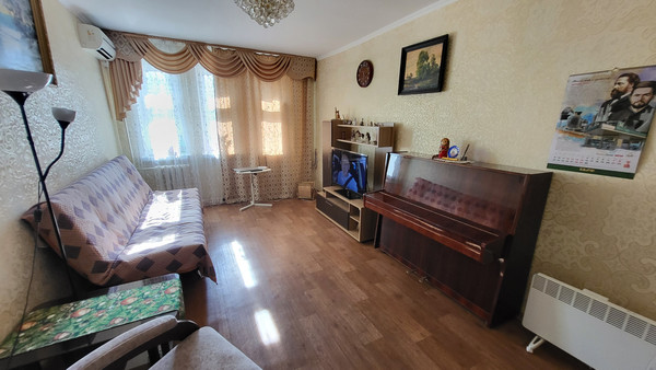 Продам трехкомнатную (3-комн.) квартиру, Фатыха Амирхана ул, 17, Казань г