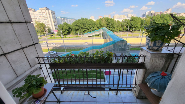 Продам трехкомнатную (3-комн.) квартиру, Фатыха Амирхана ул, 17, Казань г