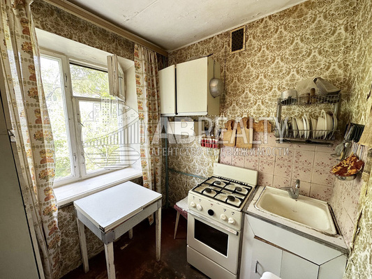 Продам двухкомнатную (2-комн.) квартиру, Электрификации ул, 23а, Люберцы г