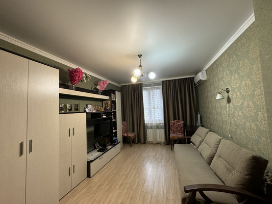 Продам однокомнатную (1-комн.) квартиру, Автолюбителей ул, 11к3, Краснодар г