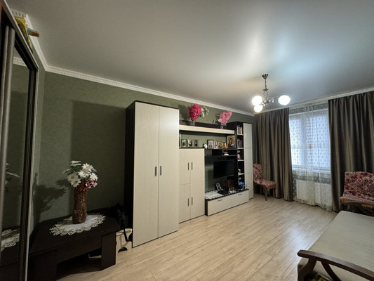 Продам однокомнатную (1-комн.) квартиру, Автолюбителей ул, 11к3, Краснодар г