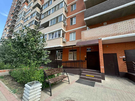 Продам однокомнатную (1-комн.) квартиру, Автолюбителей ул, 11к3, Краснодар г