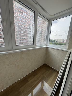 Продам двухкомнатную (2-комн.) квартиру, Гидростроителей ул, 59, Краснодар г