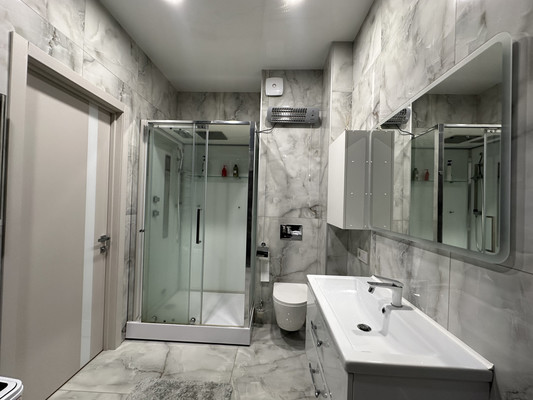 Продам трехкомнатную (3-комн.) квартиру, Чистопольская ул, 86/10, Казань г