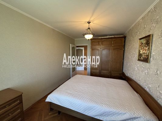 Продам двухкомнатную (2-комн.) квартиру, Токарева ул, 8, Сестрорецк г