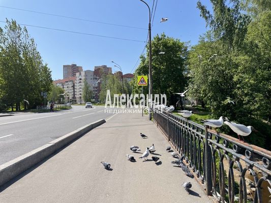 Продам двухкомнатную (2-комн.) квартиру, Токарева ул, 8, Сестрорецк г