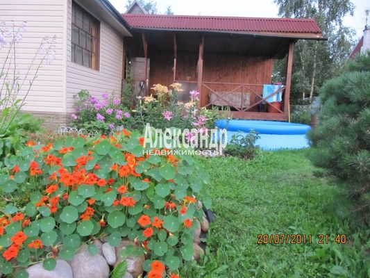 Продам дачу в поселке Грузино-6, 4-я Линия (Заря тер. СНТ) ул, Грузино массив, 35 км от города