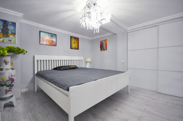 Продам однокомнатную (1-комн.) квартиру, Чайковского ул, 18, Санкт-Петербург г