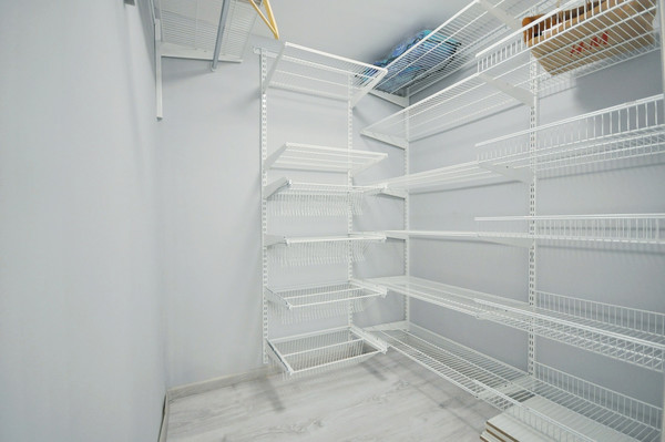 Продам однокомнатную (1-комн.) квартиру, Чайковского ул, 18, Санкт-Петербург г