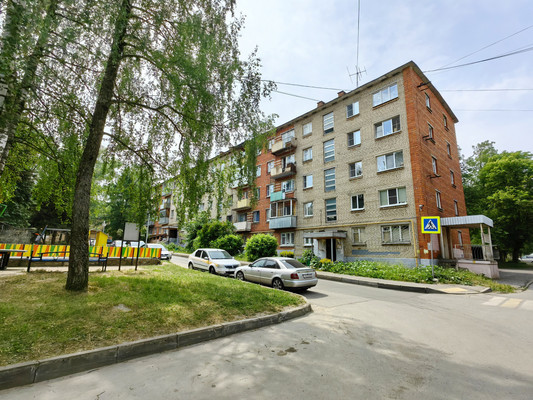 Продам однокомнатную (1-комн.) квартиру, В мкр, 6, Пущино г