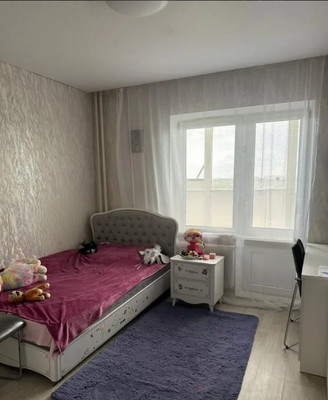 Продам трехкомнатную (3-комн.) квартиру, им. Героя Владислава Посадского ул, 28, Краснодар г