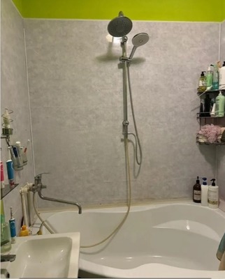 Продам трехкомнатную (3-комн.) квартиру, им. Героя Владислава Посадского ул, 28, Краснодар г
