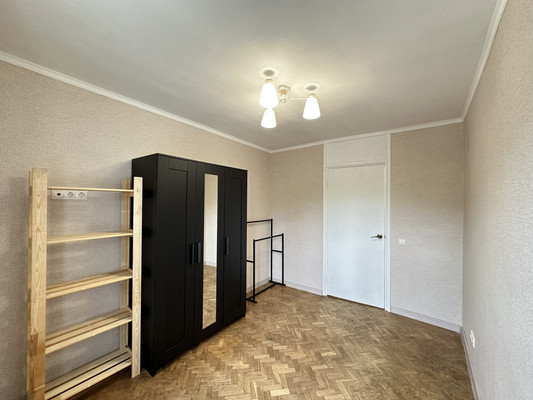 Продам двухкомнатную (2-комн.) квартиру, Медиков ул, 20, Москва г