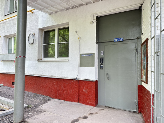Продам двухкомнатную (2-комн.) квартиру, Медиков ул, 20, Москва г