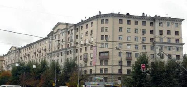 Продам двухкомнатную (2-комн.) квартиру, Трофимова ул, 35к20, Москва г