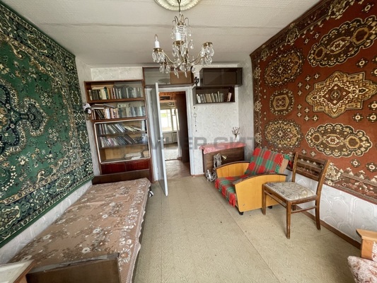 Продам трехкомнатную (3-комн.) квартиру, Московская ул, 313а, Калуга г