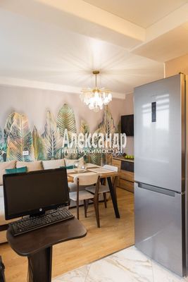 Продам трехкомнатную (3-комн.) квартиру, Мира ул, 13, Всеволожск г
