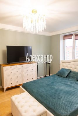 Продам трехкомнатную (3-комн.) квартиру, Мира ул, 13, Всеволожск г