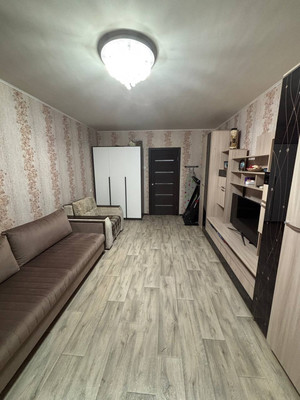 Продам двухкомнатную (2-комн.) квартиру, 9 Января ул, 233/26, Воронеж г