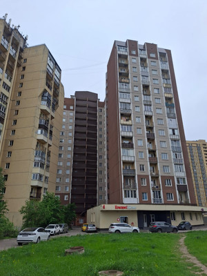 Продам трехкомнатную (3-комн.) квартиру, Озерная ул, 8, Новое Девяткино д