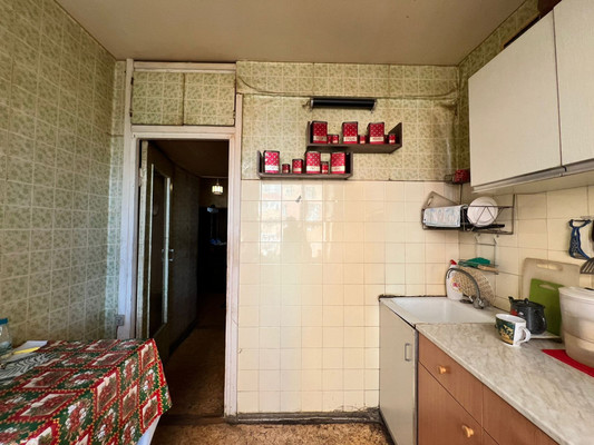 Продам трехкомнатную (3-комн.) квартиру, 9 Мая ул, 12, Химки г