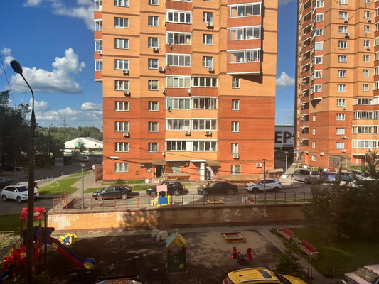 Продам трехкомнатную (3-комн.) квартиру, 9 Мая ул, 12, Химки г