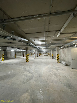 Продам трехкомнатную (3-комн.) квартиру, Александра Матросова ул, 30кВ, Красноярск г