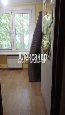 Продам многокомнатную квартиру, Танкиста Хрустицкого ул, д. 19, Санкт-Петербург г