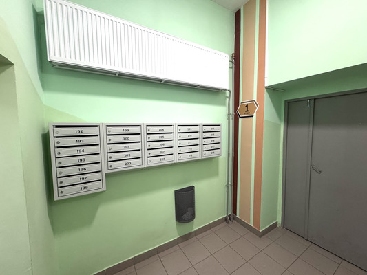 Продам однокомнатную (1-комн.) квартиру, Зур Урам ул, 1кк4, Казань г