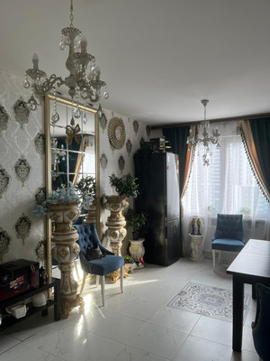 Продам трехкомнатную (3-комн.) квартиру, Муринская дор, 16к1, Санкт-Петербург г