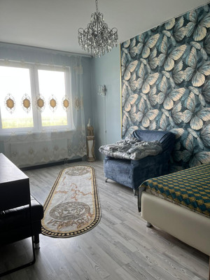 Продам трехкомнатную (3-комн.) квартиру, Муринская дор, 16к1, Санкт-Петербург г