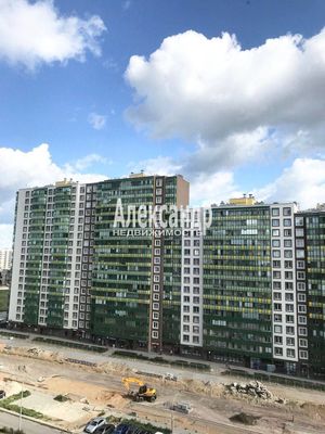 Продам однокомнатную (1-комн.) квартиру, Воронцовский б-р, 21к1, Мурино п