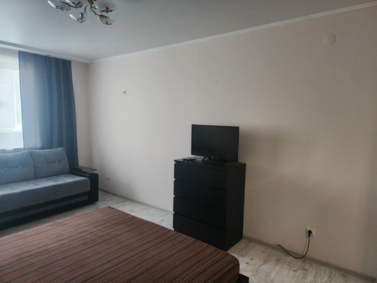 Продам однокомнатную (1-комн.) квартиру, им. Александра Покрышкина ул, 2/2, Краснодар г