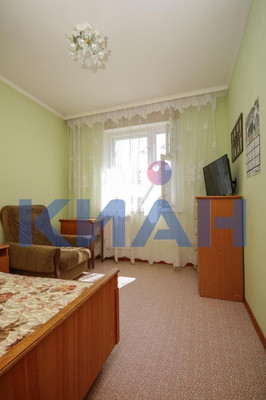 Продам многокомнатную квартиру, 60 лет Образования СССР пр-кт, 45, Красноярск г