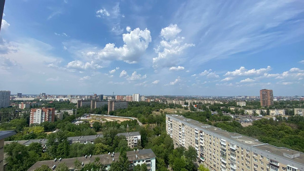 Продам трехкомнатную (3-комн.) квартиру, Стачки пр-кт, 215Б, Ростов-на-Дону г