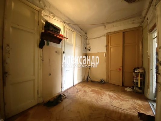 Продам многокомнатную квартиру, Лесной пр-кт, 13/8, Санкт-Петербург г