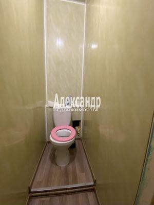 Продам многокомнатную квартиру, Лесной пр-кт, 13/8, Санкт-Петербург г