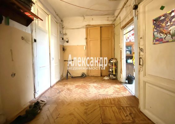 Продам многокомнатную квартиру, Лесной пр-кт, 13/8, Санкт-Петербург г