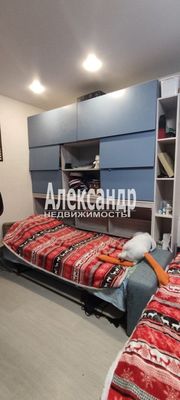 Продам двухкомнатную (2-комн.) квартиру, Западный проезд, 11Ак2, имени Свердлова гп