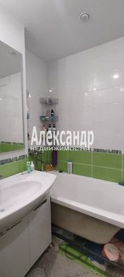 Продам двухкомнатную (2-комн.) квартиру, Западный проезд, 11Ак2, имени Свердлова гп