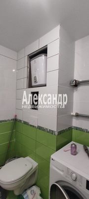 Продам двухкомнатную (2-комн.) квартиру, Западный проезд, 11Ак2, имени Свердлова гп