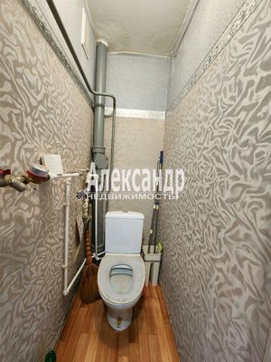 Продам однокомнатную (1-комн.) квартиру, Энергетиков ул, 14, Кириши г